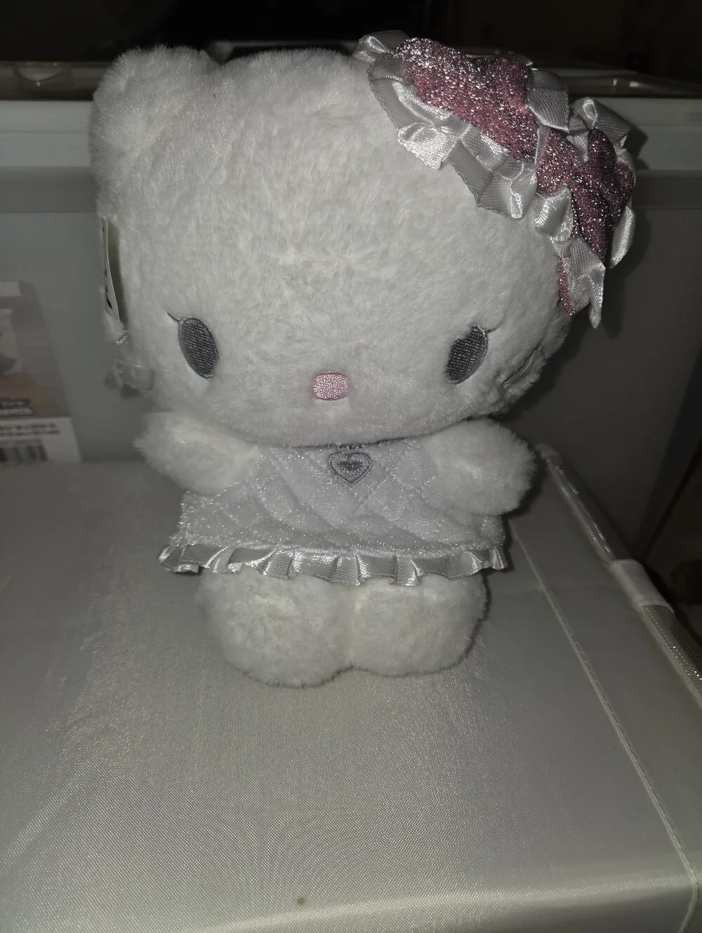 Hello Kitty White Plush with Pink Glitter Bow Hair Accessory